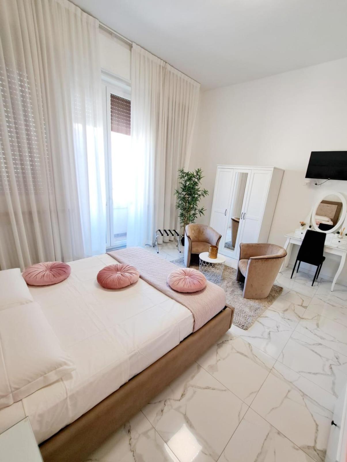 The Gallery Boutique Rooms Trieste Exterior photo